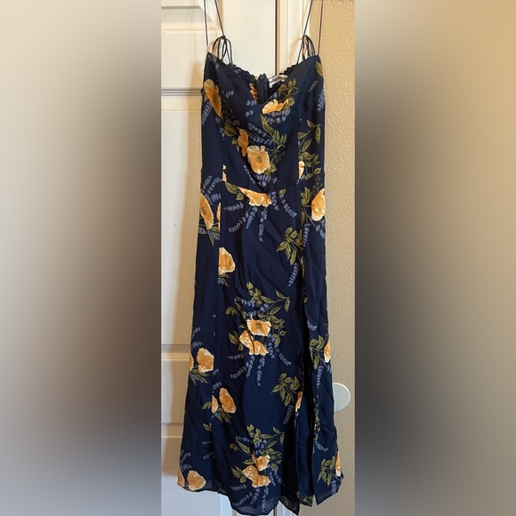❤️Reformation Navy Floral Midi Dress. Perfect condition. - Picture 4 of 7